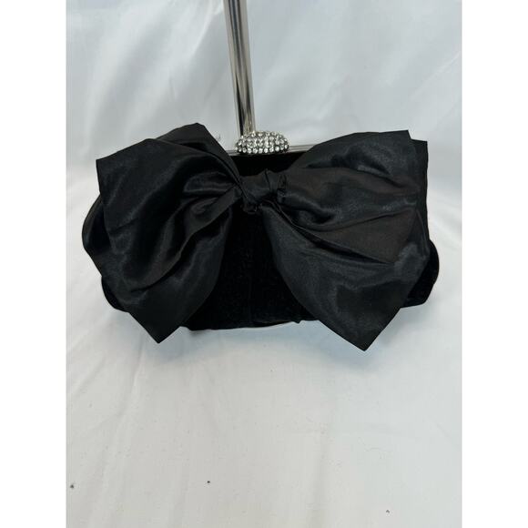 Neiman Marcus Black Velvet Vintage Clutch - Picture 1 of 8